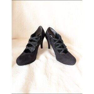 Mootsies Tootsies Cake Black Suede Crisscross Strap Heels